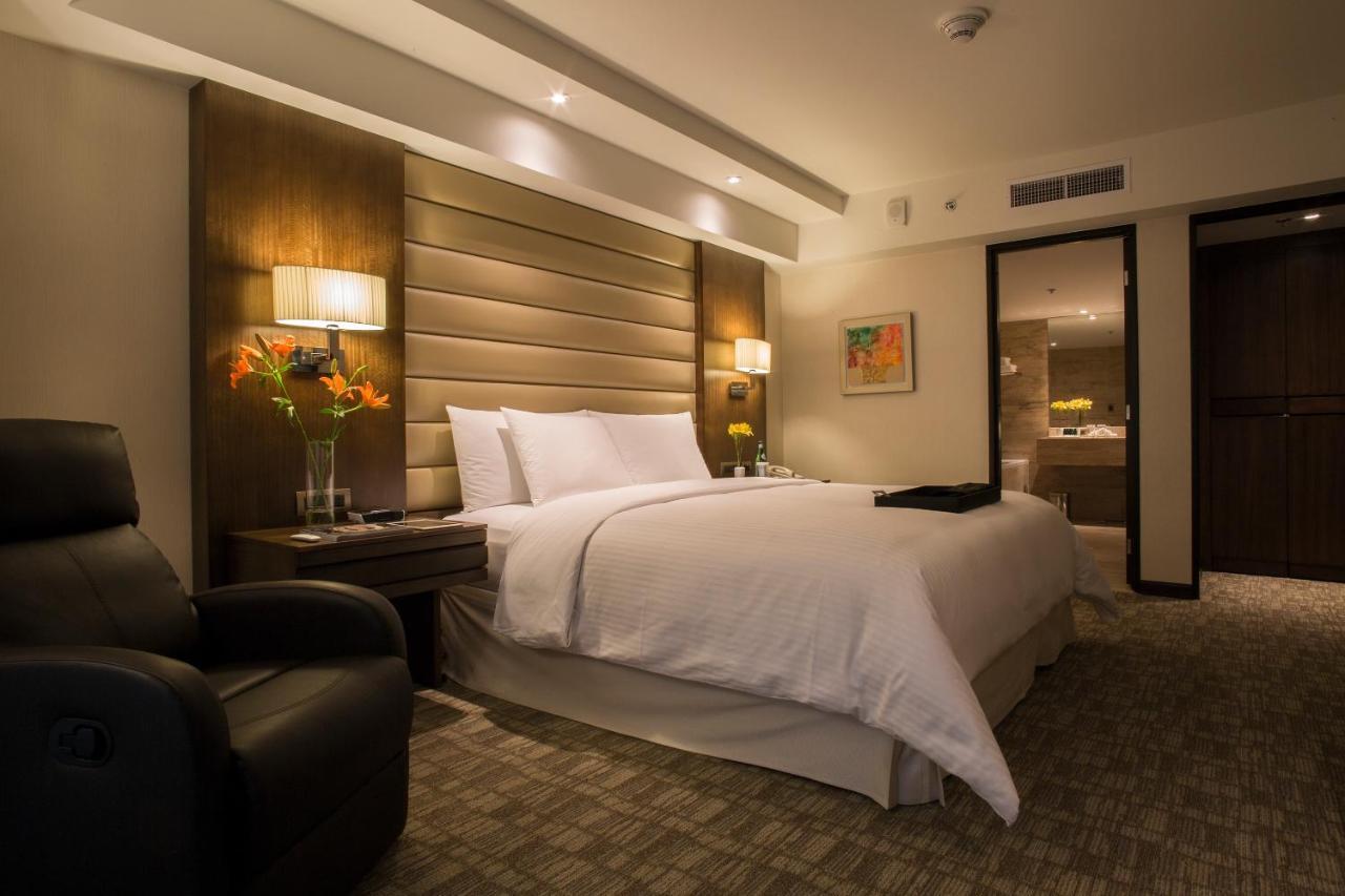 สวิสโซเทล ลิมา Hotel ภายนอก รูปภาพ